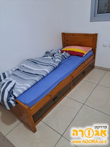 מיטת נוער + חבר