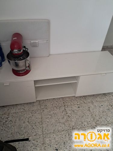 שידת טלוויזיה איקאה
