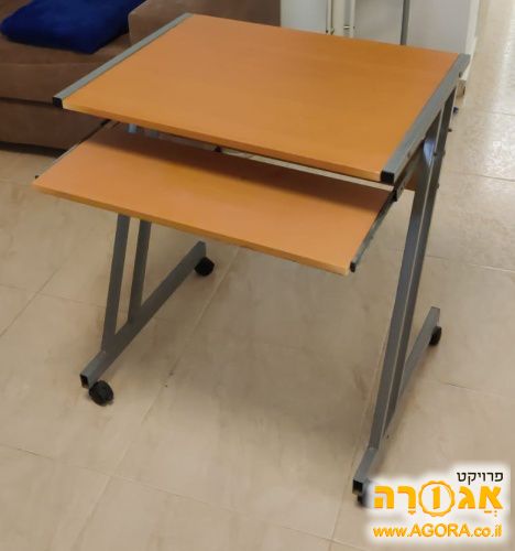 שולחן מחשב