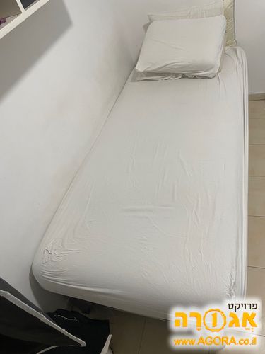 מיטת נוער