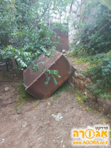 דוד נפט + 2 מעמדי מתכת