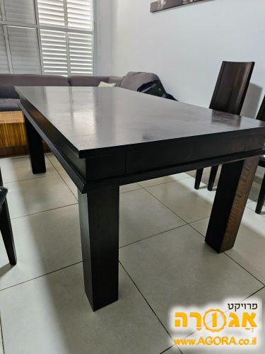 שולחן