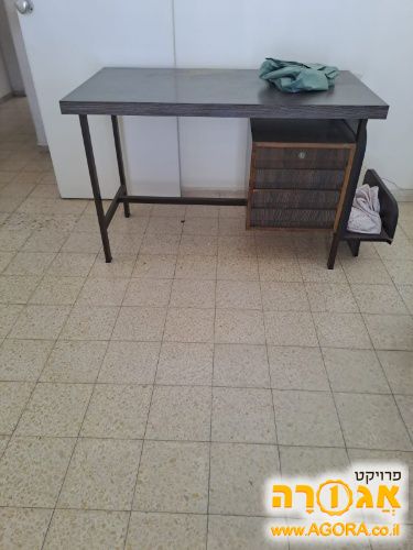 שולחן כתיבה