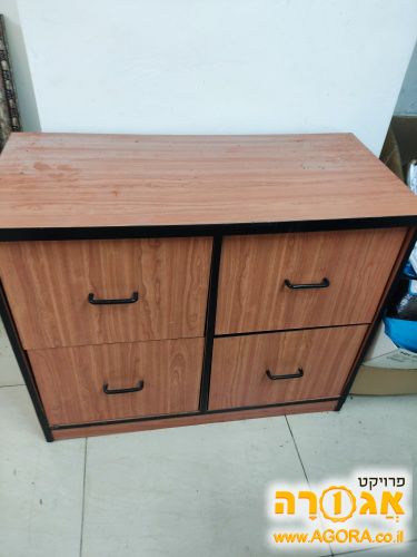 ארונית