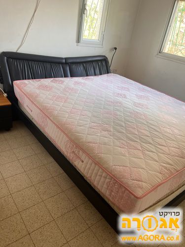 מיטה זוגית