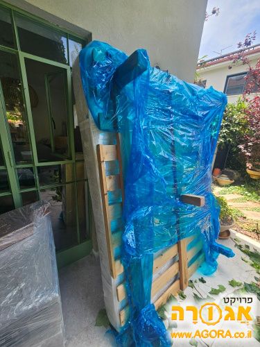 מיטה זוגית 140*190+מזרן
