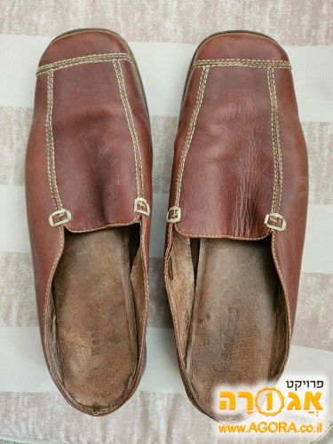 כפכפים חומים לאשה