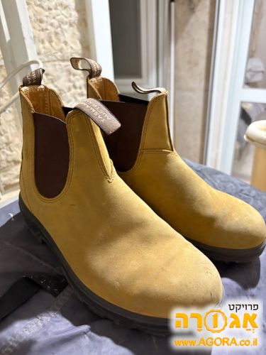 נעלי בלנסטון