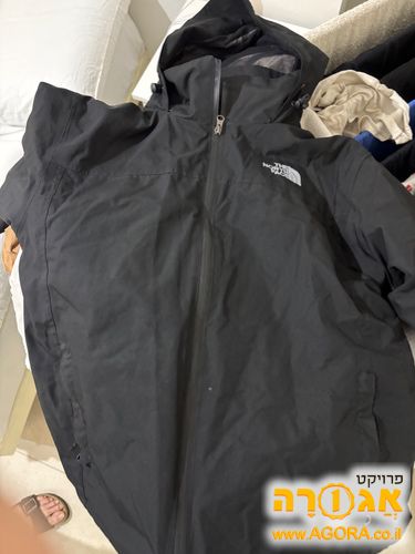 מעיל של דה נורט פייס עם פליז פנימי