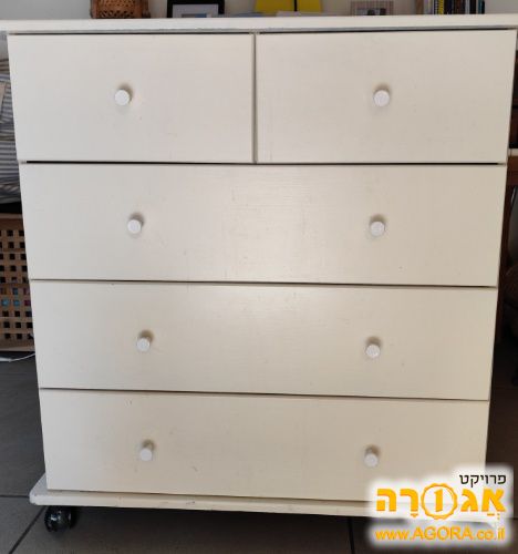 שידת החתלה במצב טוב