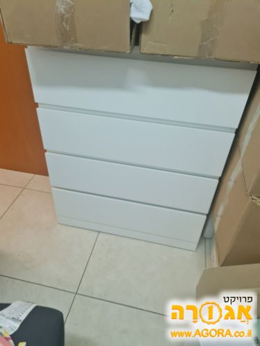 שידה 4 מגירות