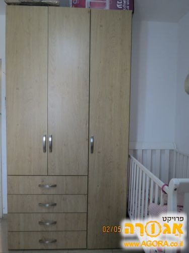 ארון 3 דלתות למסירה היום עד הערב