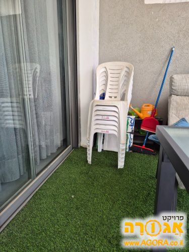כסאות כתר