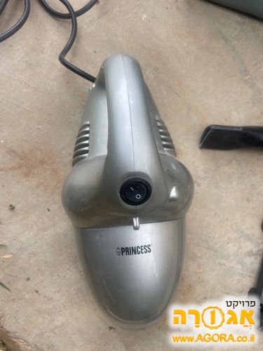 שואב אבק קטן לרכב
