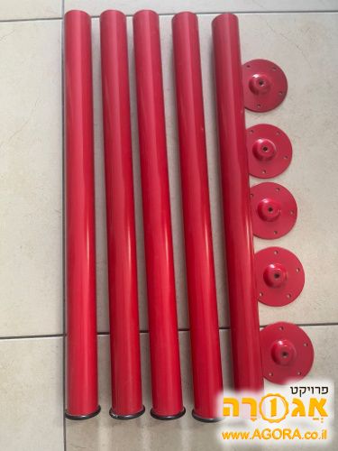 רגלים מאיקאה ממתכת אדומים לשולחן