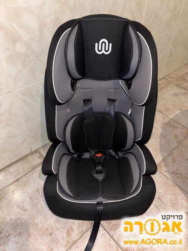 כסא בטיחות לתינוק ברכב