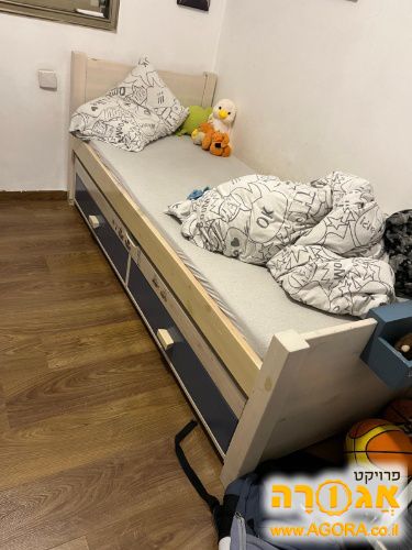 מיטת ילדים .נוער