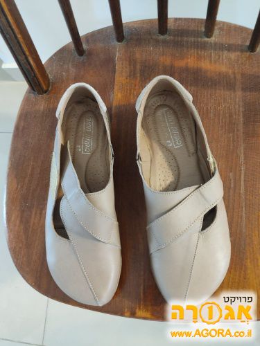 נעלי בובה של חברת בקתת העור