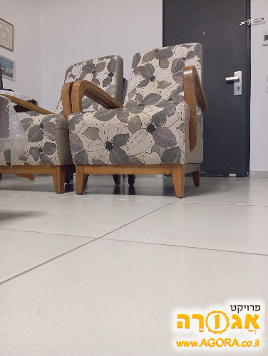 כורסאות בד, לא נדרש פירוק, יש מעלית