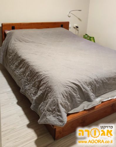 מיטה זוגית