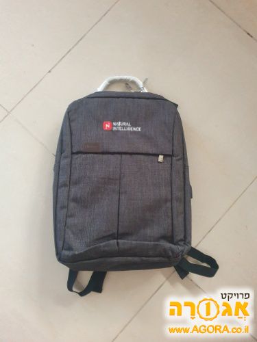 תיק גב ממותג חדש