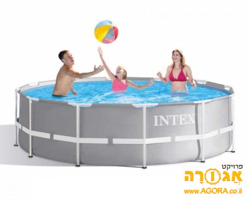 בריכה לחצר