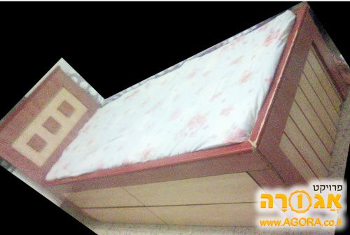 מיטת שלישייה עץ מלא