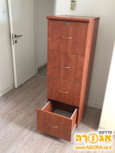 שידת מגירות