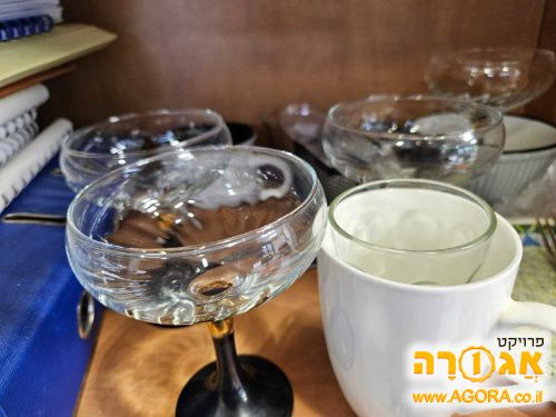 כוסות לקינוח ולשתיה