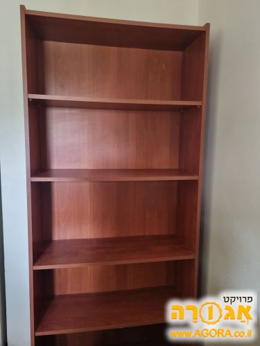 ארון ספרים
