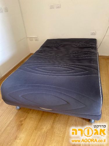 מיטה מתכווננת