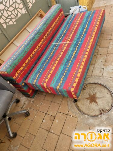 מיטת נוער נפתחת עם ארגז מצעים