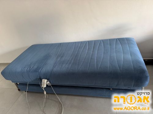 מיטת יחיד נפתחת