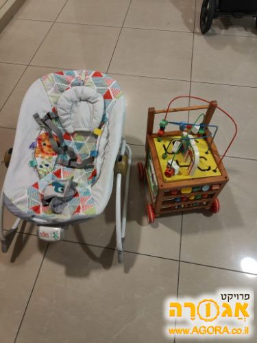 טרמפולינה, כסא אוכל ועגלת הליכה לתינוק