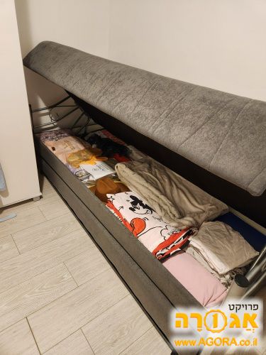 מיטת יחיד נפתחת לזוגית עם ארגז מצעים