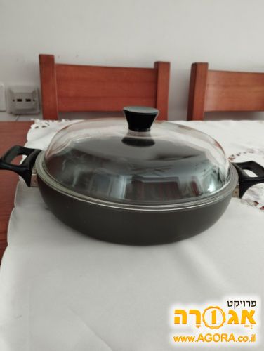 סיר עם מכסה זכוכית