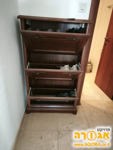 ארון נעלים