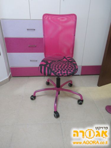כסא תלמיד מסתובב