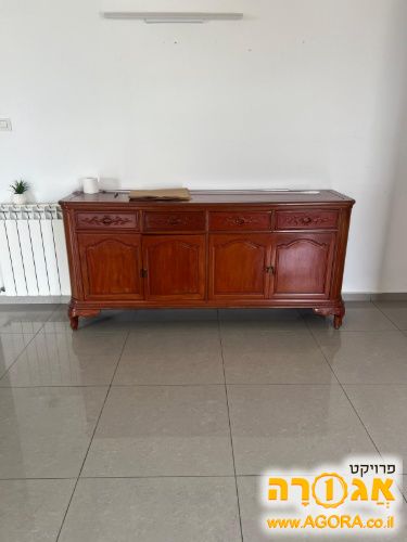 שידה סלונית בסגנון סיני עתיק