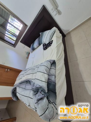 מיטה זוגית