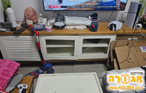 מזנון +שולחנות תואם