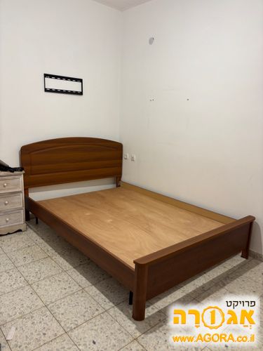 בסיס מיטה