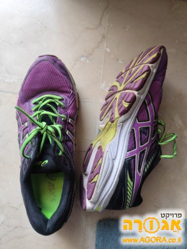 נעלי ספורט אסיקס