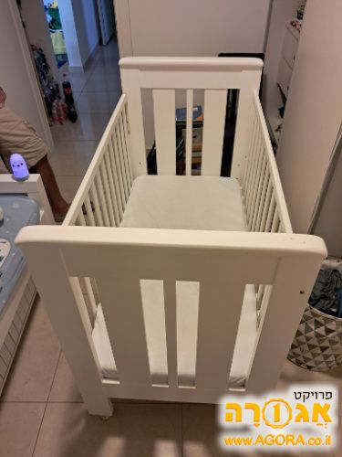 מיטת תינוק