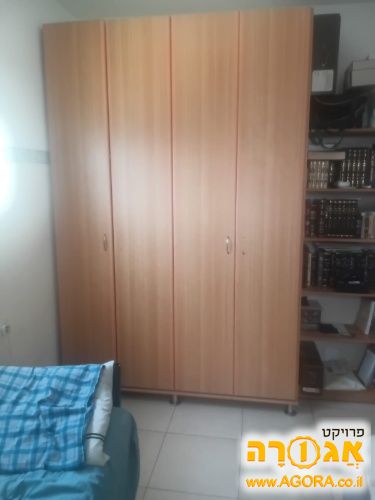 ארון 4 דלתות
