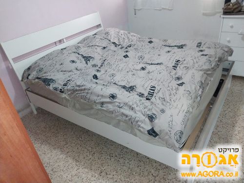 בסיס מיטה זוגית