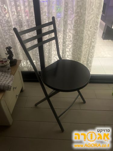 כיסא מתקפל