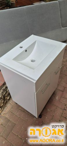 כיור (ארונית וקרמיקה)