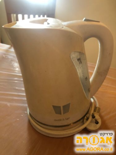 קומקום חשמלי