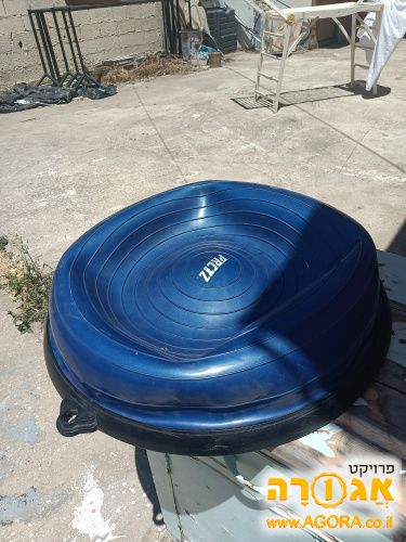 חצי כדור פילאטיס לייצוב הרגל